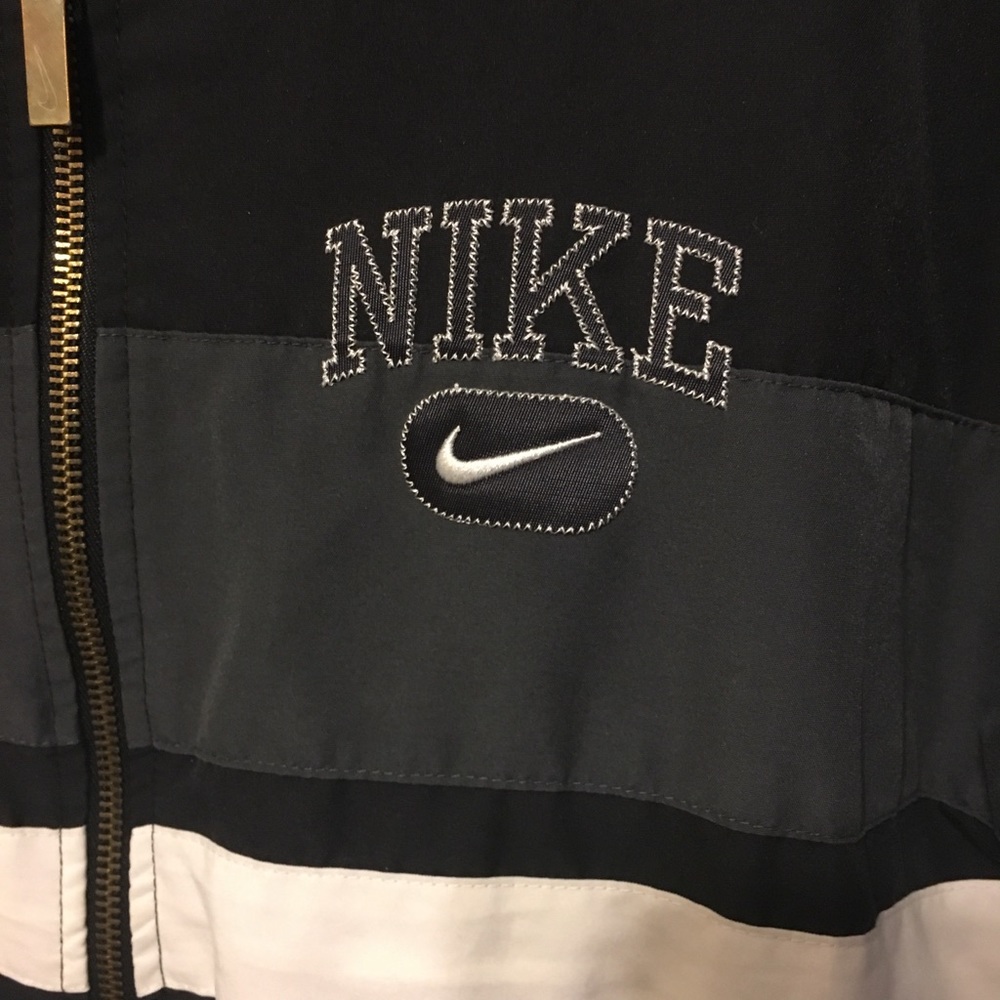Nike jacket ✔️ size Large - Picture 2 of 7